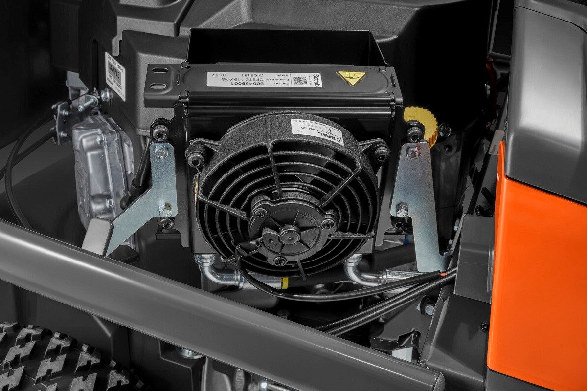 Husqvarna Rider R420TsX AWD (967 64 84-01) – Image 16
